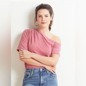 LA Made Sylvie Off the Shoulder Tee Size L